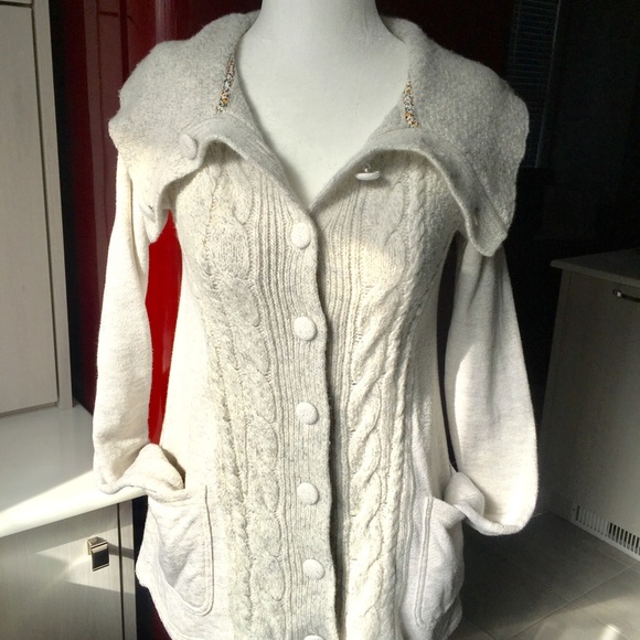 3/$12 Anthropologie crochet cowl neck sweater - Picture 2 of 5